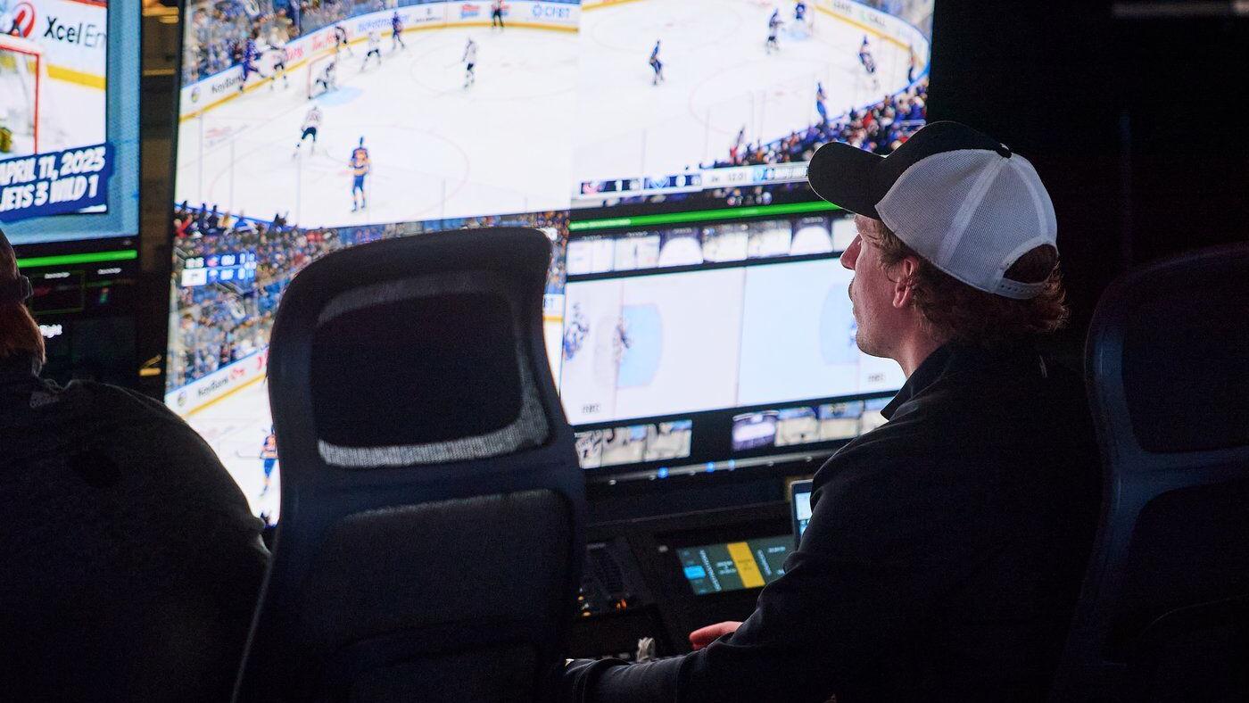 'We don't hate your team': A look at the NHL's reimagined, tech-driven situation room